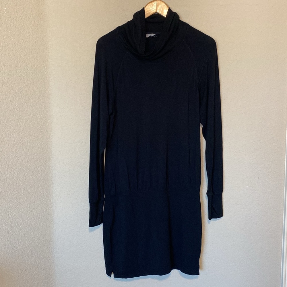 ATHLETA | Women's Duran Tunic Drop Waist Thumb Slits Drop Waist 964416 Black S - Picture 2 of 10